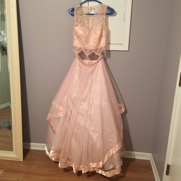 Pale pink Prom Court Alex&Sophia dress. Worn once. - Picture 1 of 5